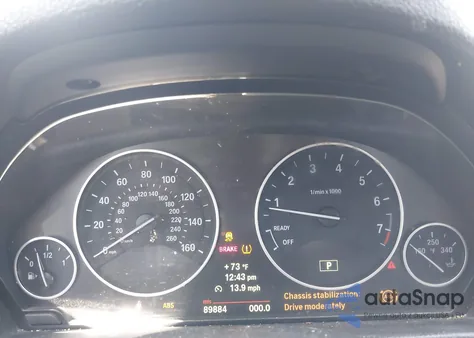 2013 BMW 328 Xi z USA, uszkodzony, nr VIN WBA3B3C55DF530674